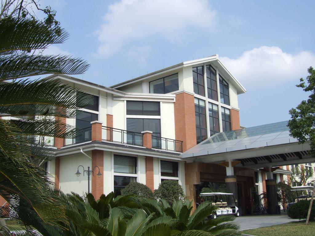Crowne Plaza Hangzhou Xanadu Resort Buitenkant foto